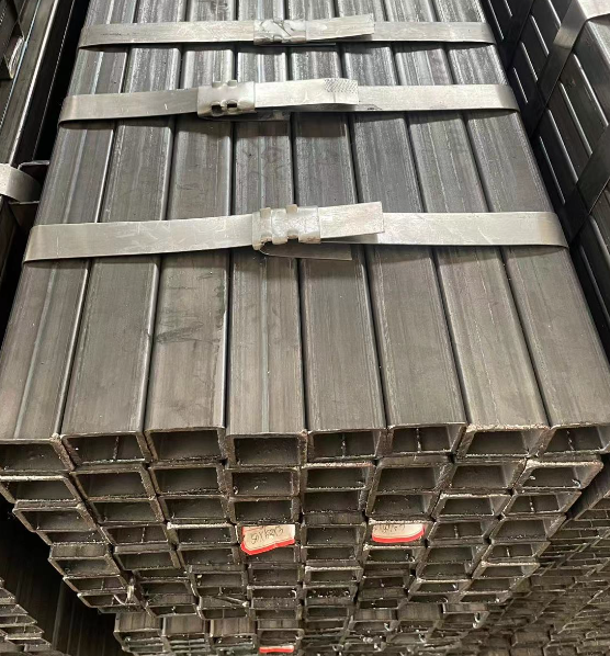 开州工业用梯子 镀锌管焊接梯子 铁梯子方管梯